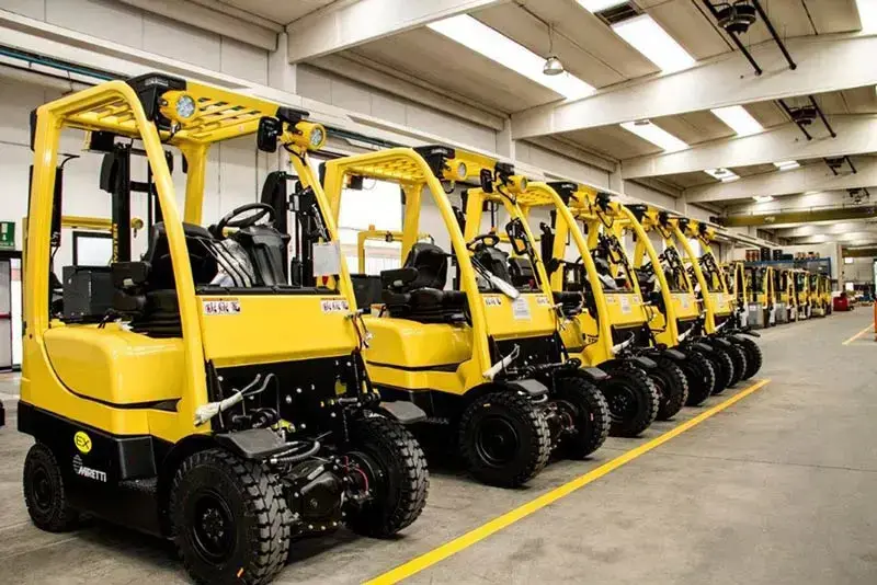 Flotta-Elevatori-Hyster-Miretti